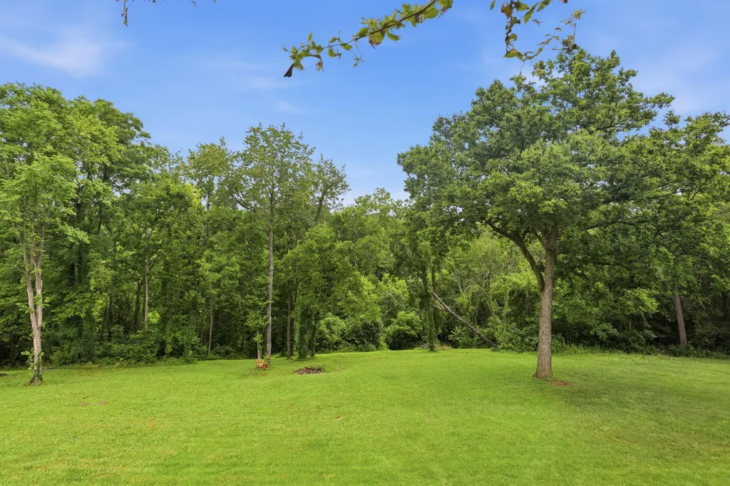 57 Lauren Lane Lancaster KY 40444