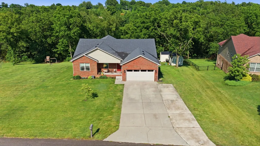 57 Lauren Lane Lancaster KY 40444