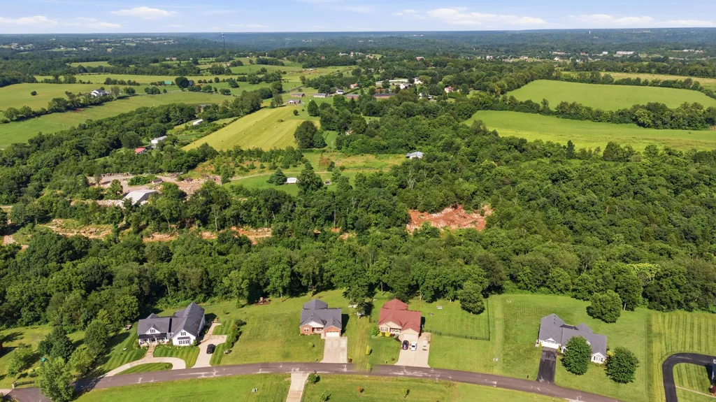 57 Lauren Lane Lancaster KY 40444
