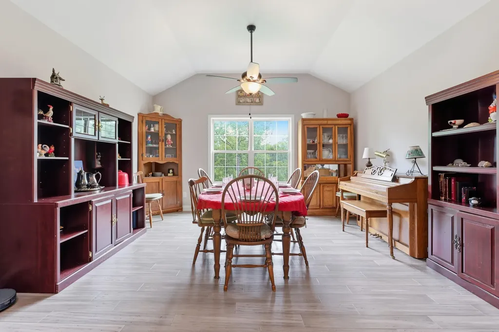 57 Lauren Lane Lancaster KY 40444