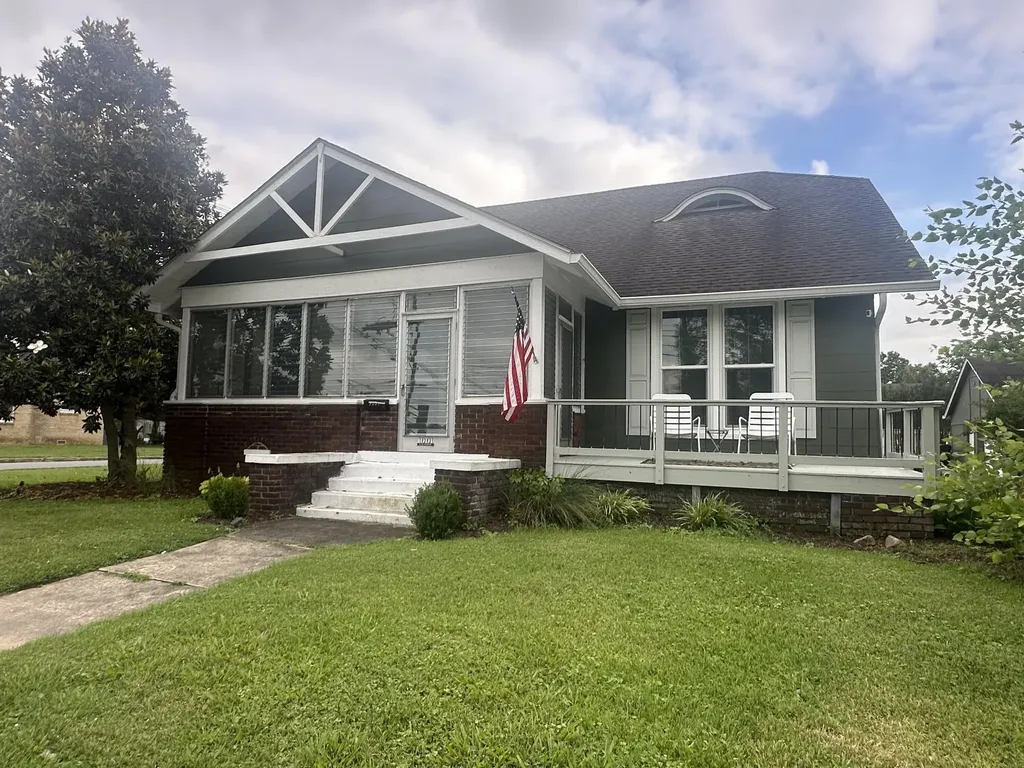 1001 Main Street Murray KY 42071