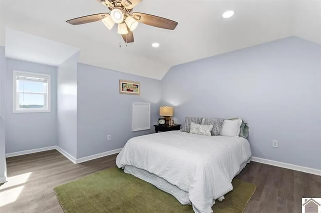 49 Lakeshore Drive New Concord KY 42076