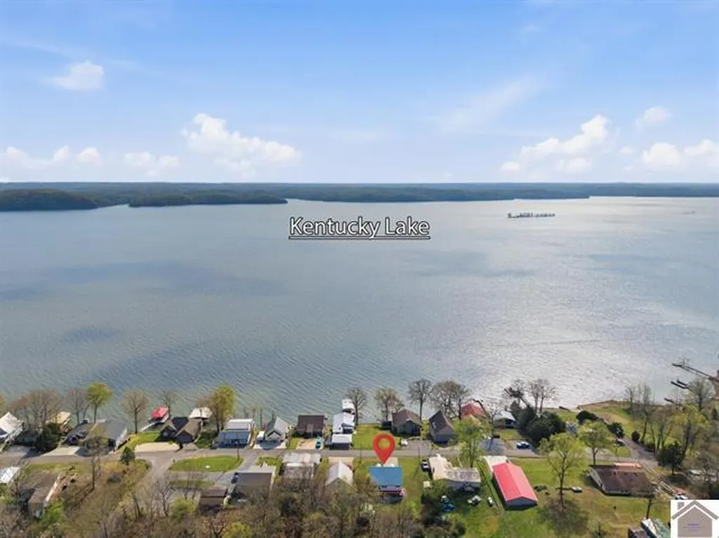 49 Lakeshore Drive New Concord KY 42076