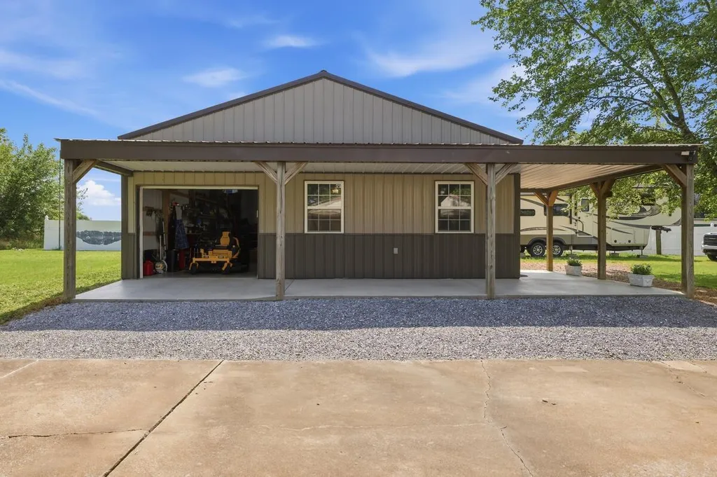 4564 Ky-121 Murray KY 42071