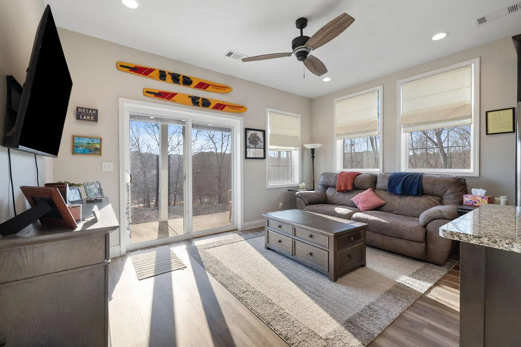 456 Kentucky Lake Drive Murray KY 42071