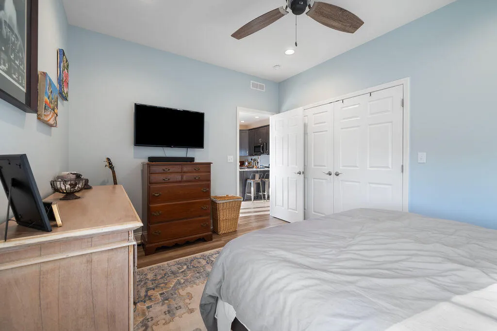 456 Kentucky Lake Drive Murray KY 42071