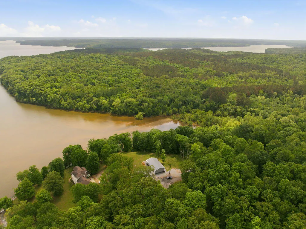 456 Kentucky Lake Drive Murray KY 42071