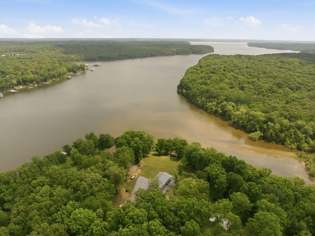 456 Kentucky Lake Drive Murray KY 42071