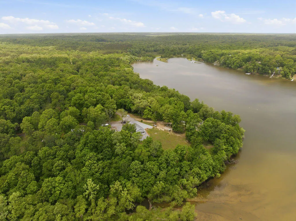 456 Kentucky Lake Drive Murray KY 42071
