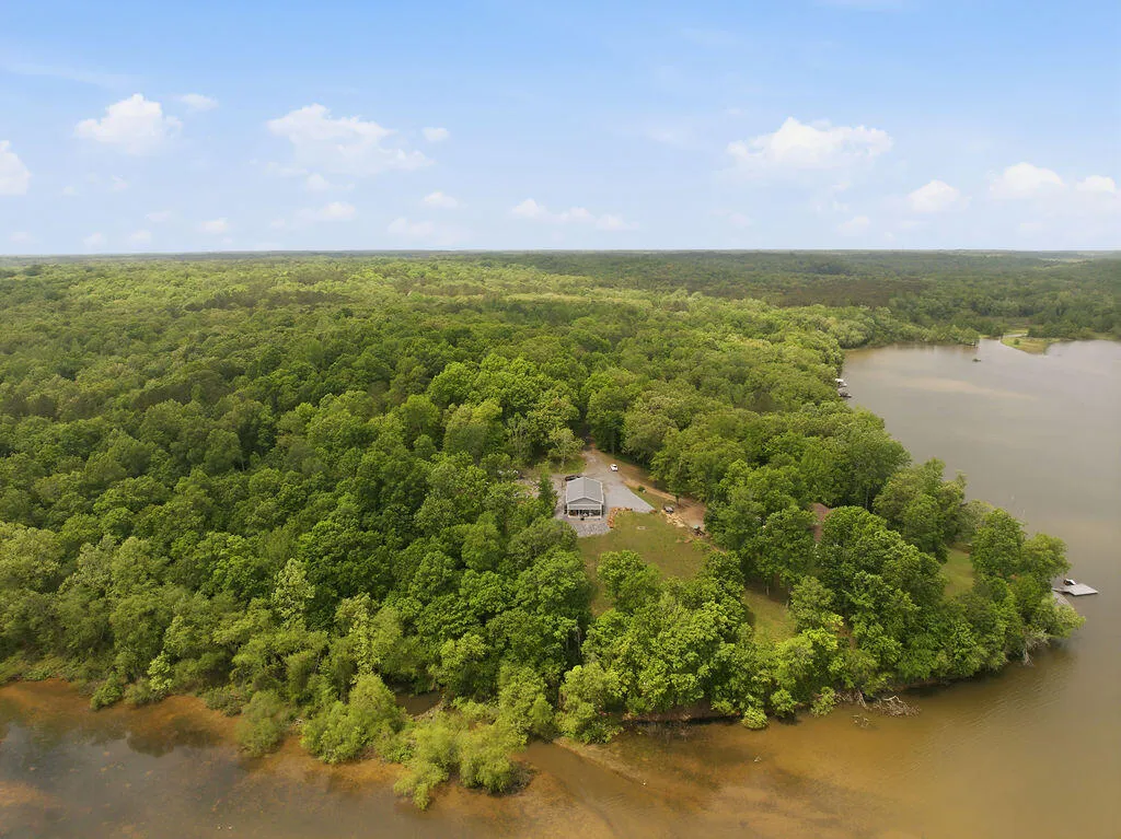 456 Kentucky Lake Drive Murray KY 42071