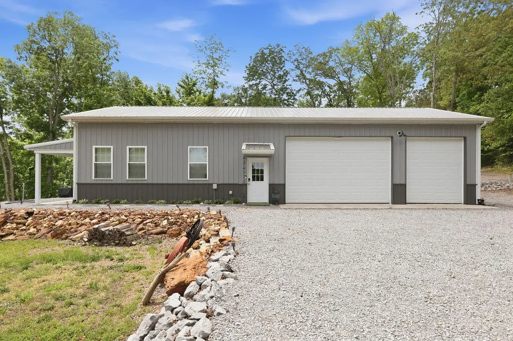 456 Kentucky Lake Drive Murray KY 42071