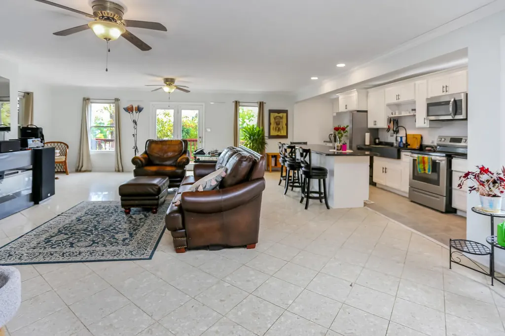 588 Cambridge Shores Drive Gilbertsville KY 42044