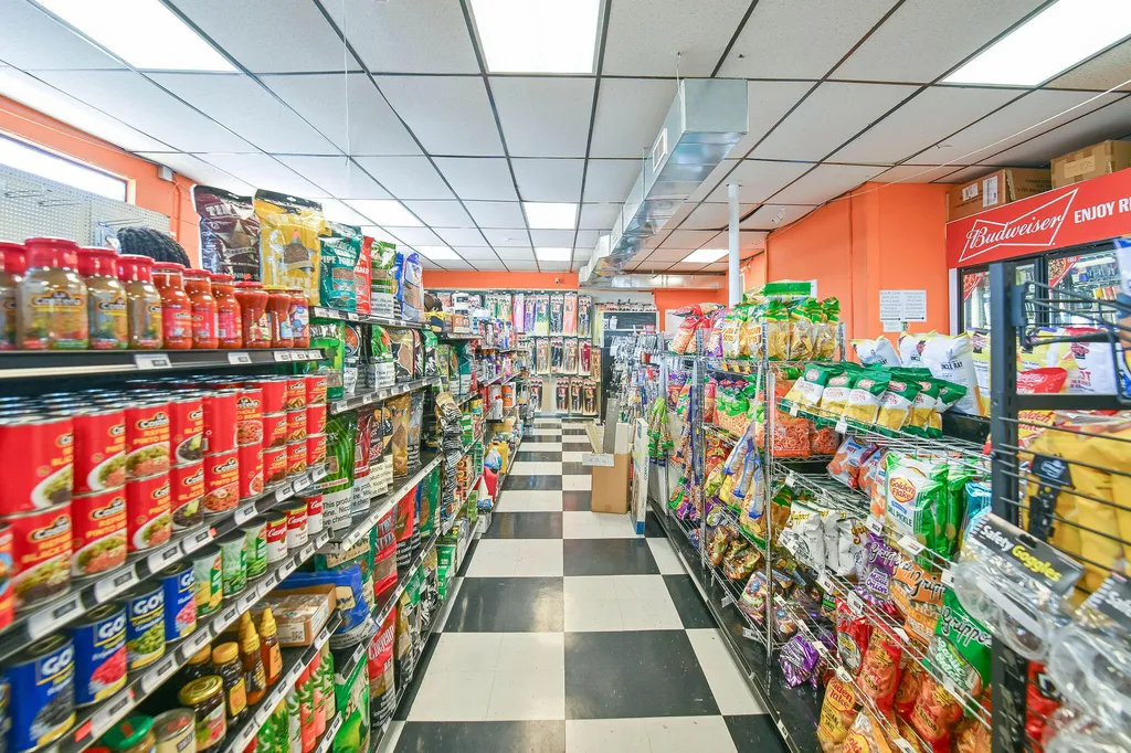 620 E Broadway Mayfield KY 42066