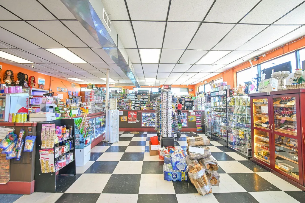 620 E Broadway Mayfield KY 42066