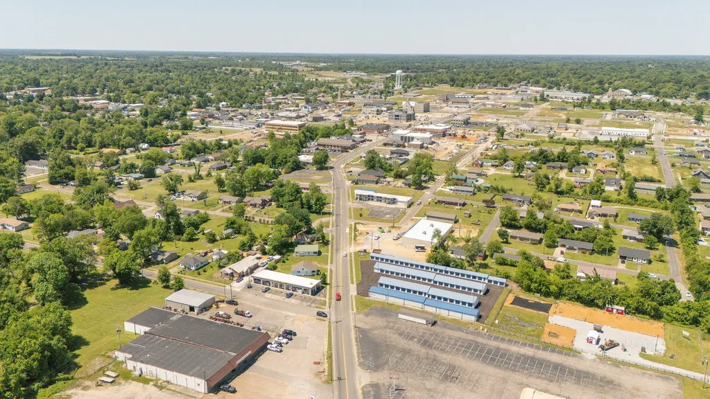 620 E Broadway Mayfield KY 42066