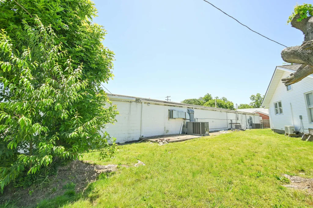 620 E Broadway Mayfield KY 42066