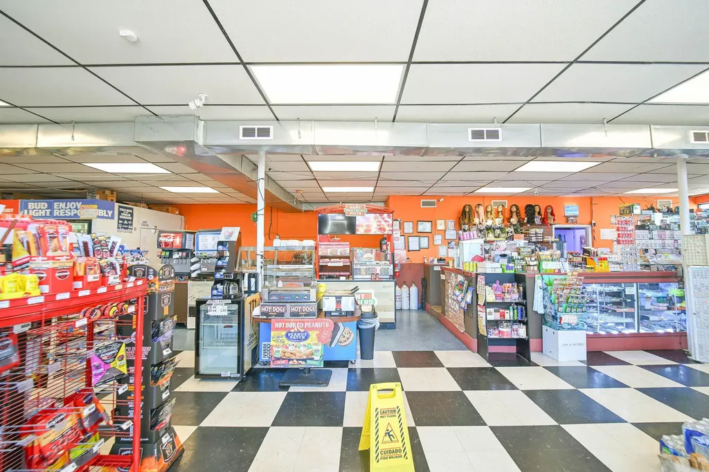 620 E Broadway Mayfield KY 42066