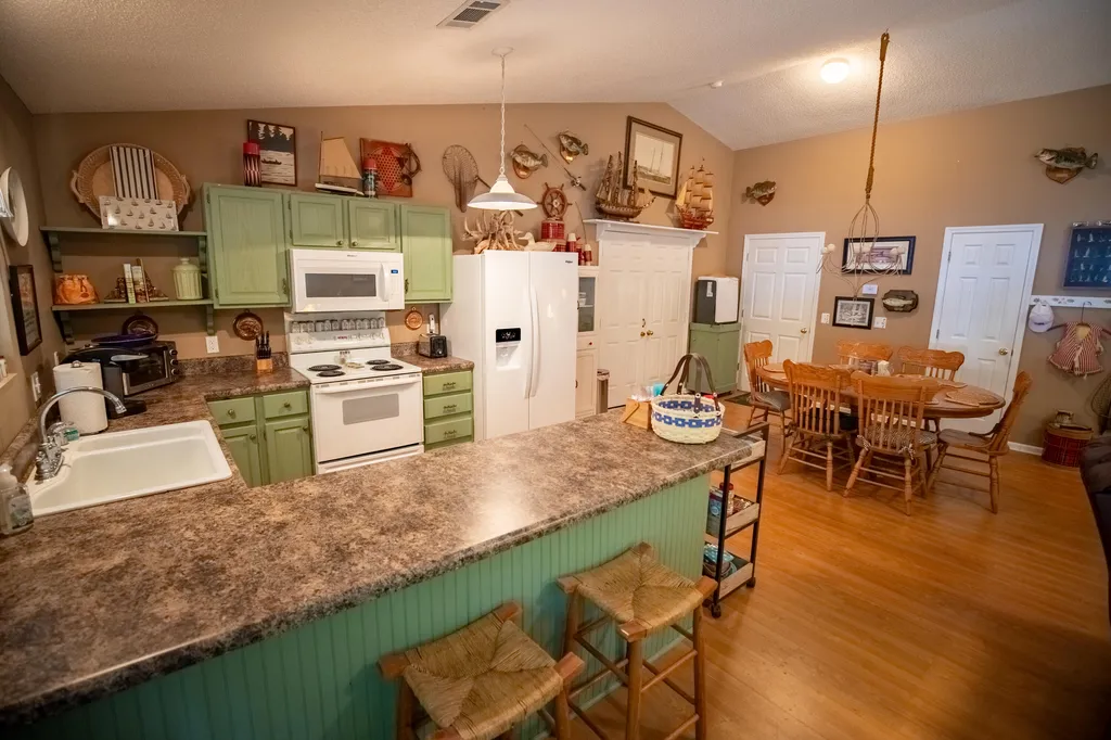 120 Veal Lane New Concord KY 42076