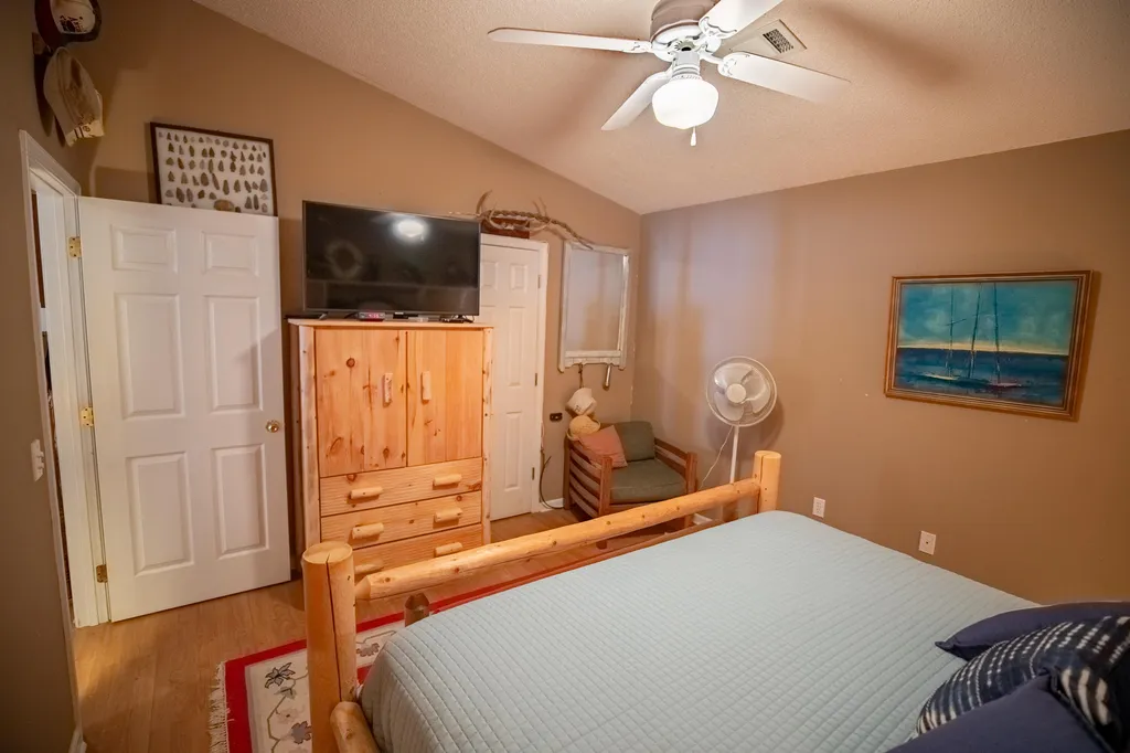 120 Veal Lane New Concord KY 42076