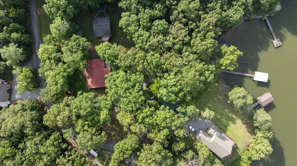 120 Veal Lane New Concord KY 42076