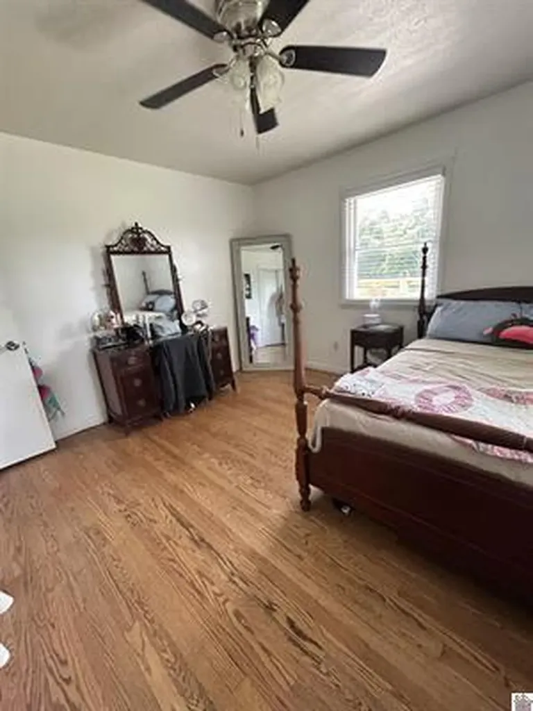 2215 Old Canton Pike Cadiz KY 42211