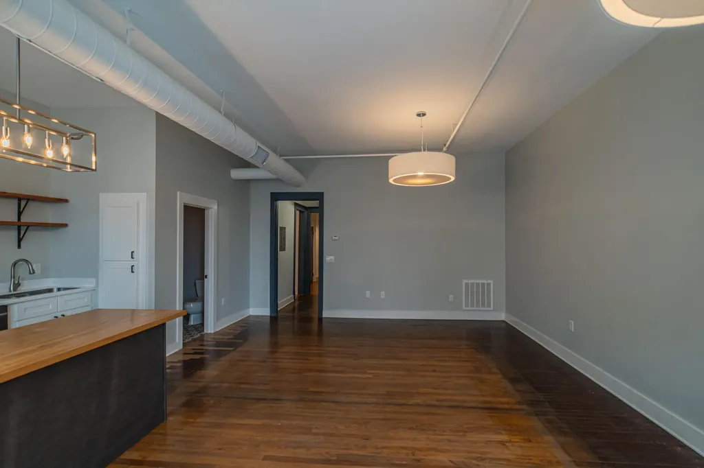 104 S 3rd Street Paducah KY 42001