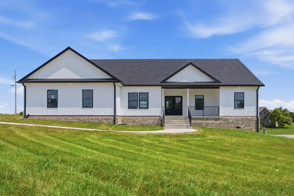 617 Ridge Crest Drive Harrodsburg KY 40330