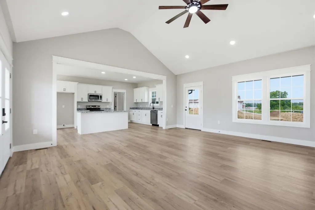 617 Ridge Crest Drive Harrodsburg KY 40330