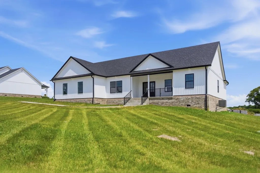 617 Ridge Crest Drive Harrodsburg KY 40330
