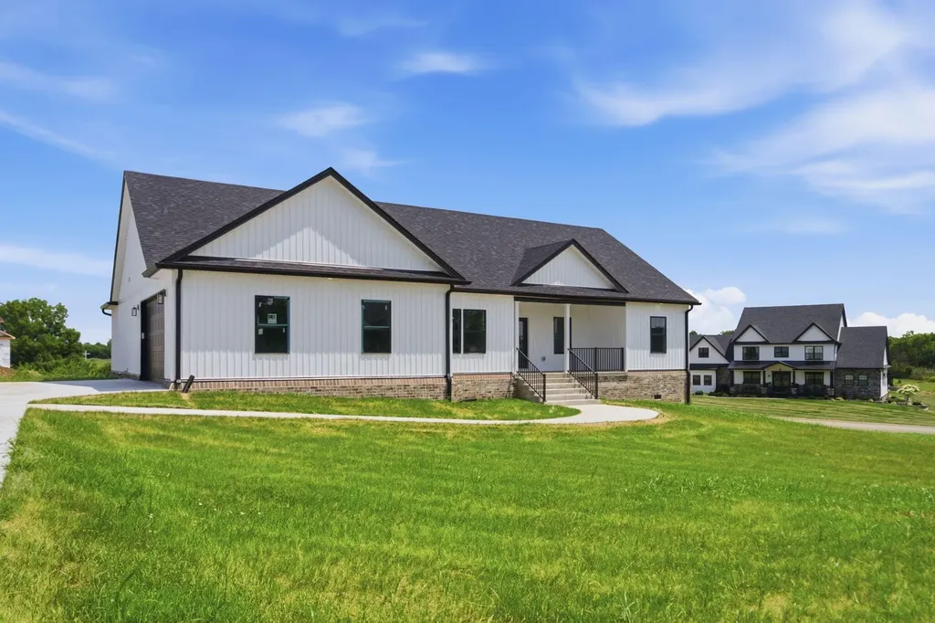 617 Ridge Crest Drive Harrodsburg KY 40330
