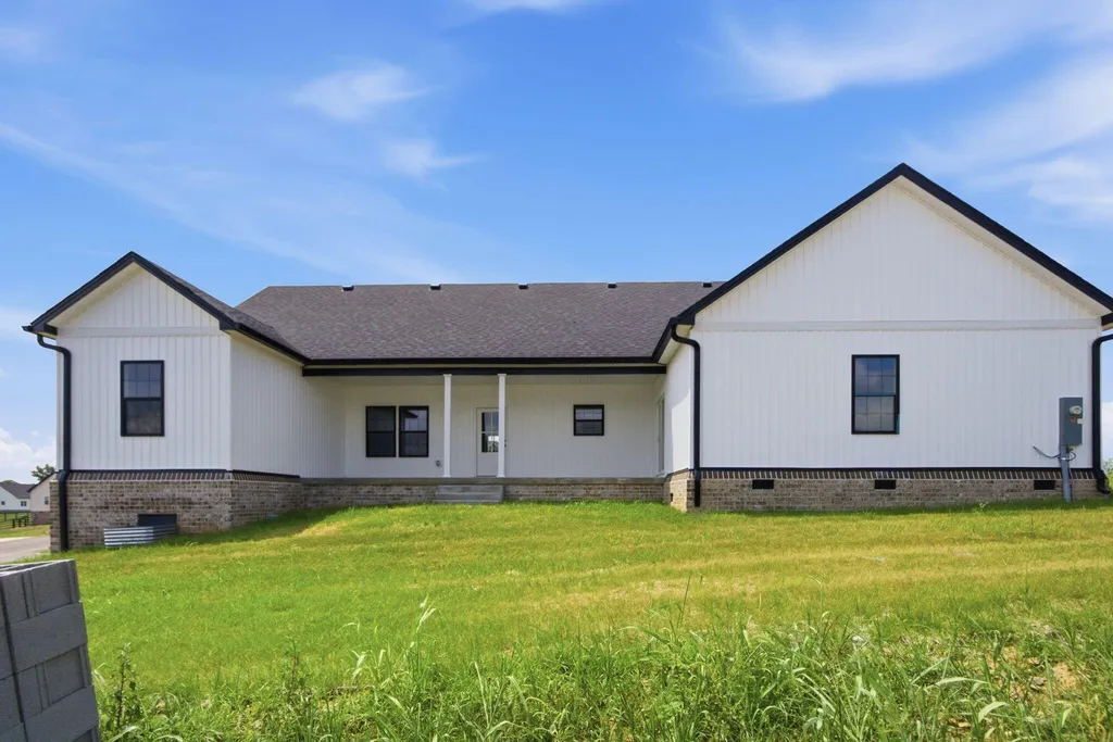 617 Ridge Crest Drive Harrodsburg KY 40330