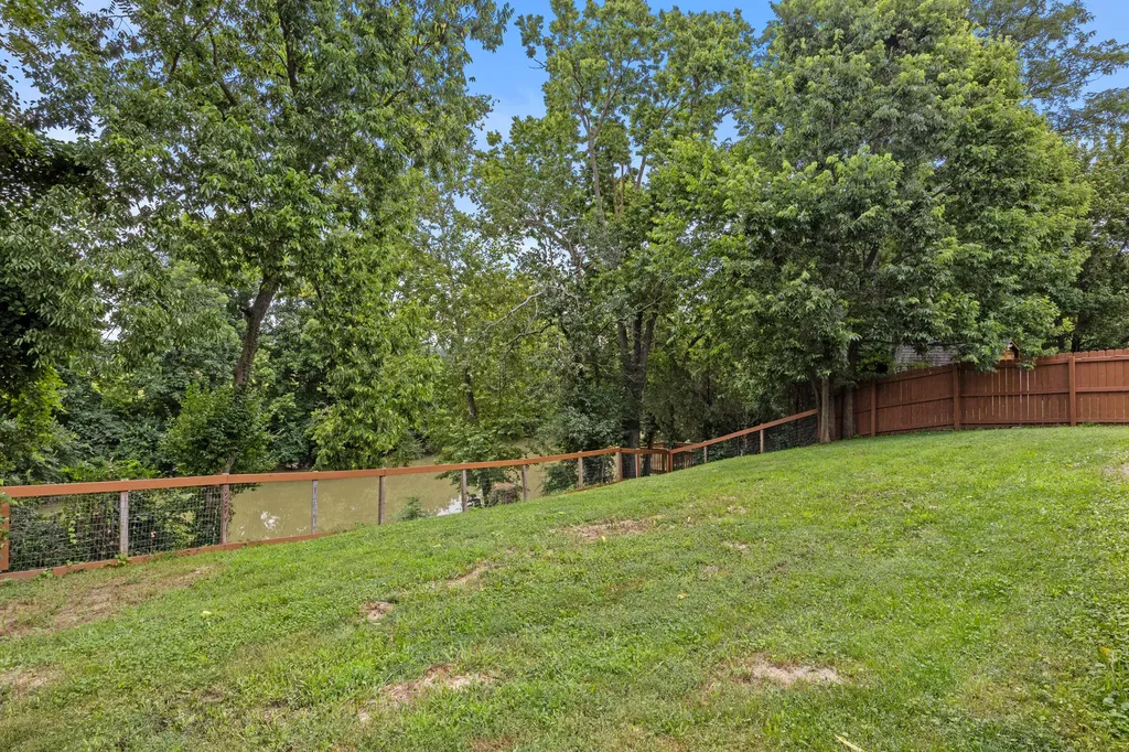 124 Barren River Boulevard Georgetown KY 40324