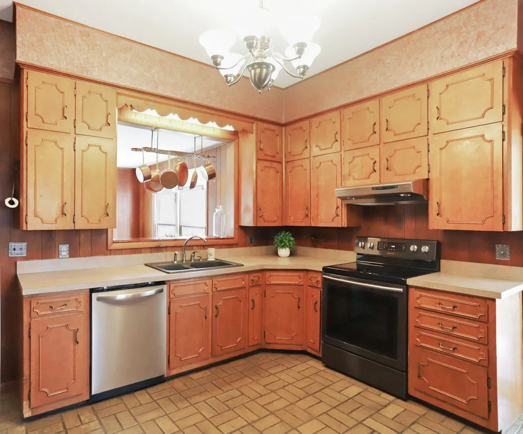 2149 State Route 94w Murray KY 42071