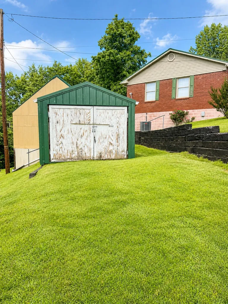 88 Trent Road Stearns KY 42647