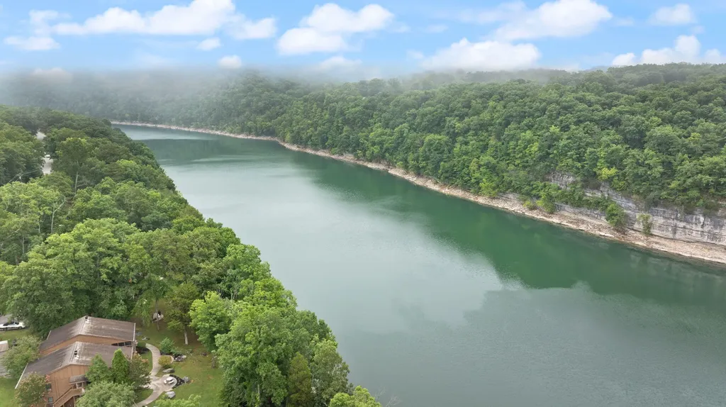 42-2 Woodson Bend Resort Bronston KY 42518