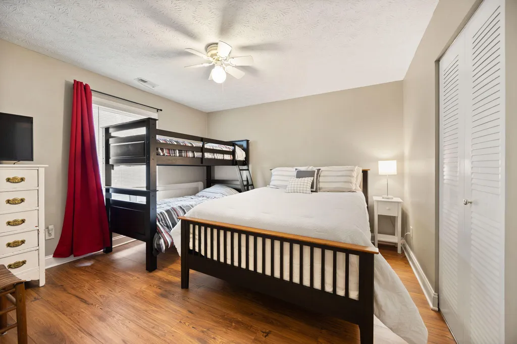 42-2 Woodson Bend Resort Bronston KY 42518