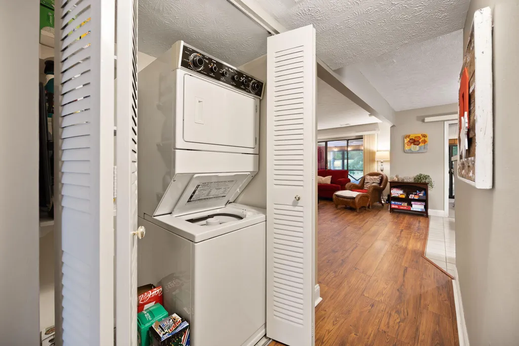 42-2 Woodson Bend Resort Bronston KY 42518