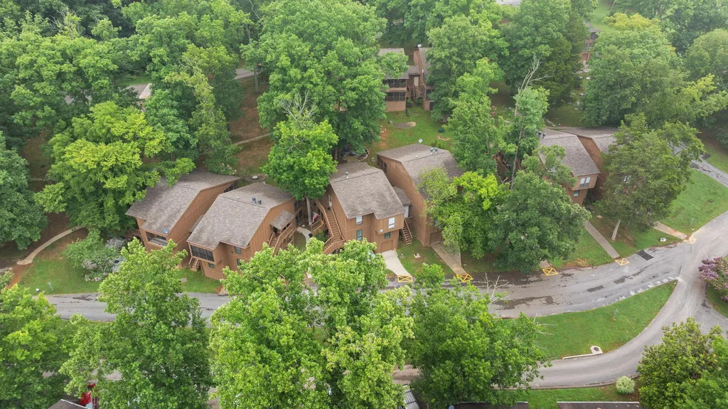42-2 Woodson Bend Resort Bronston KY 42518