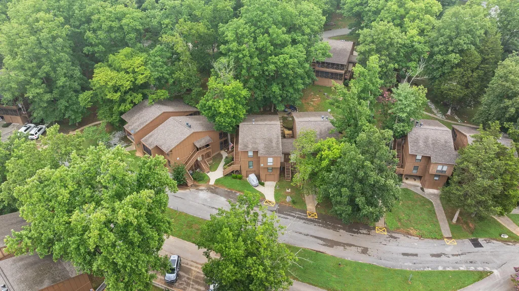42-2 Woodson Bend Resort Bronston KY 42518