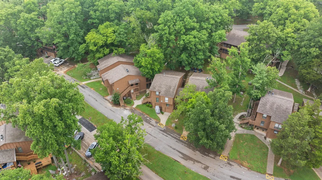 42-2 Woodson Bend Resort Bronston KY 42518