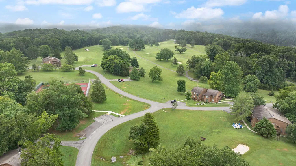 42-2 Woodson Bend Resort Bronston KY 42518