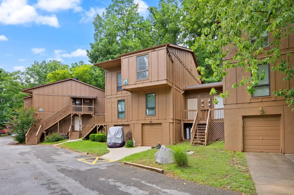 42-2 Woodson Bend Resort Bronston KY 42518