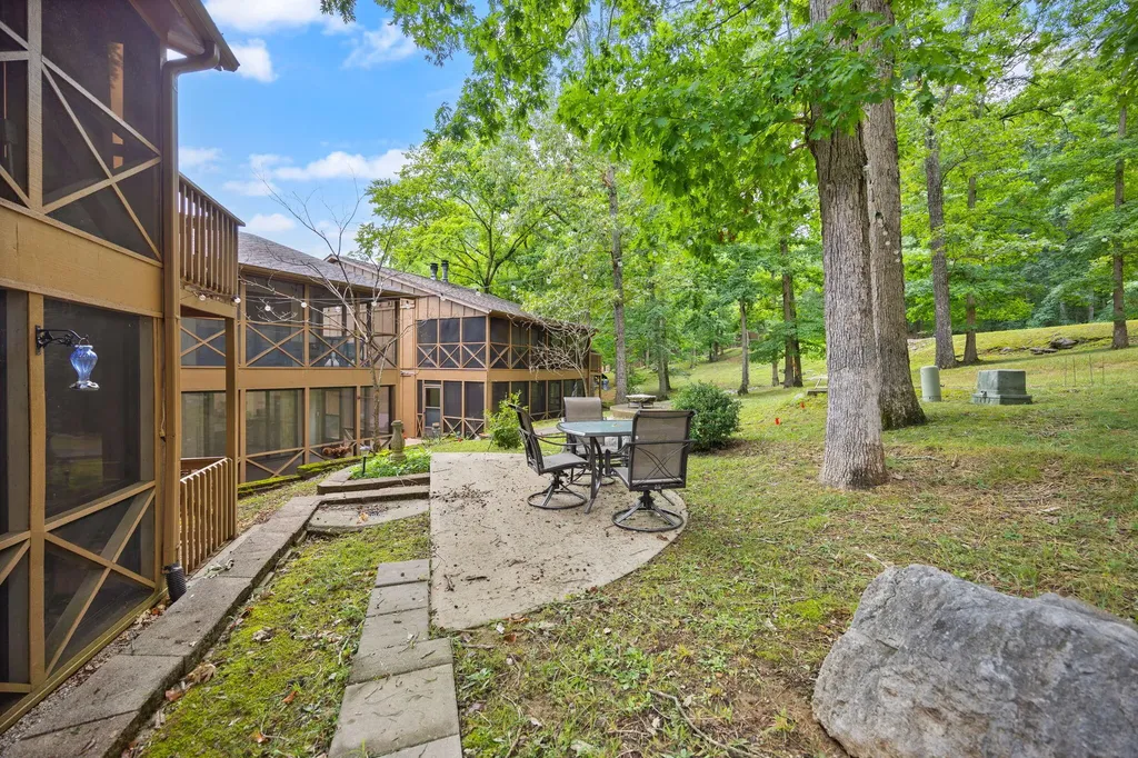 42-2 Woodson Bend Resort Bronston KY 42518