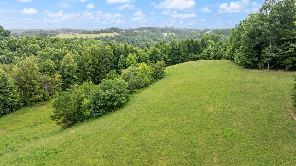 0000 0000 Mathis Road Mckee KY 40447