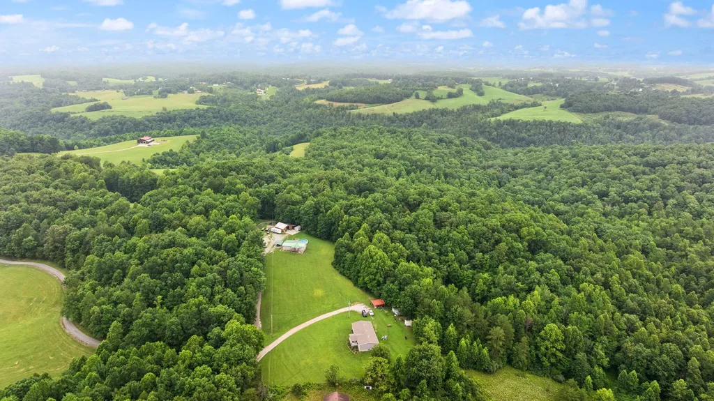 0000 0000 Mathis Road Mckee KY 40447