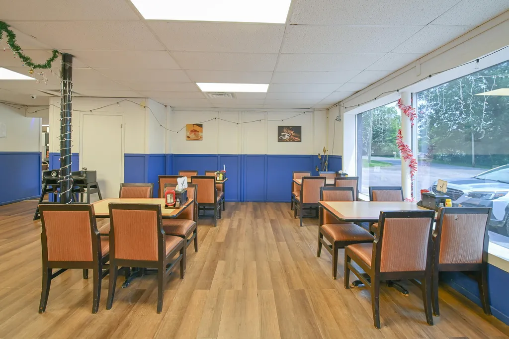 8196 State Route 121 S Mayfield KY 42066