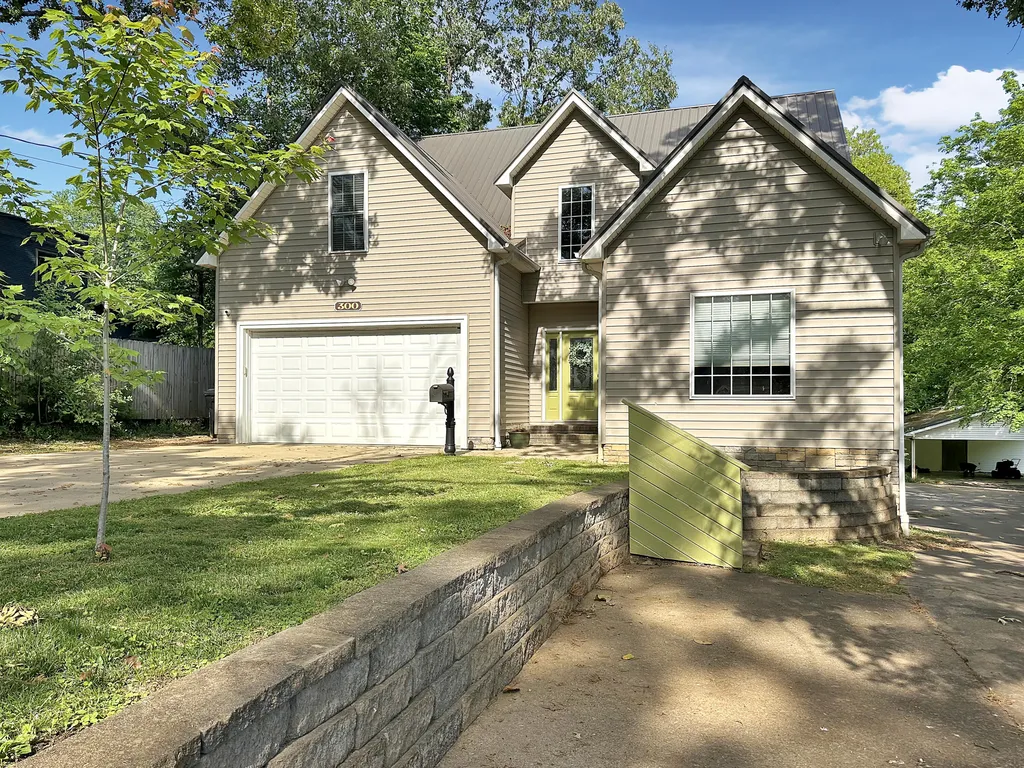 300 N 8th Street Murray KY 42071