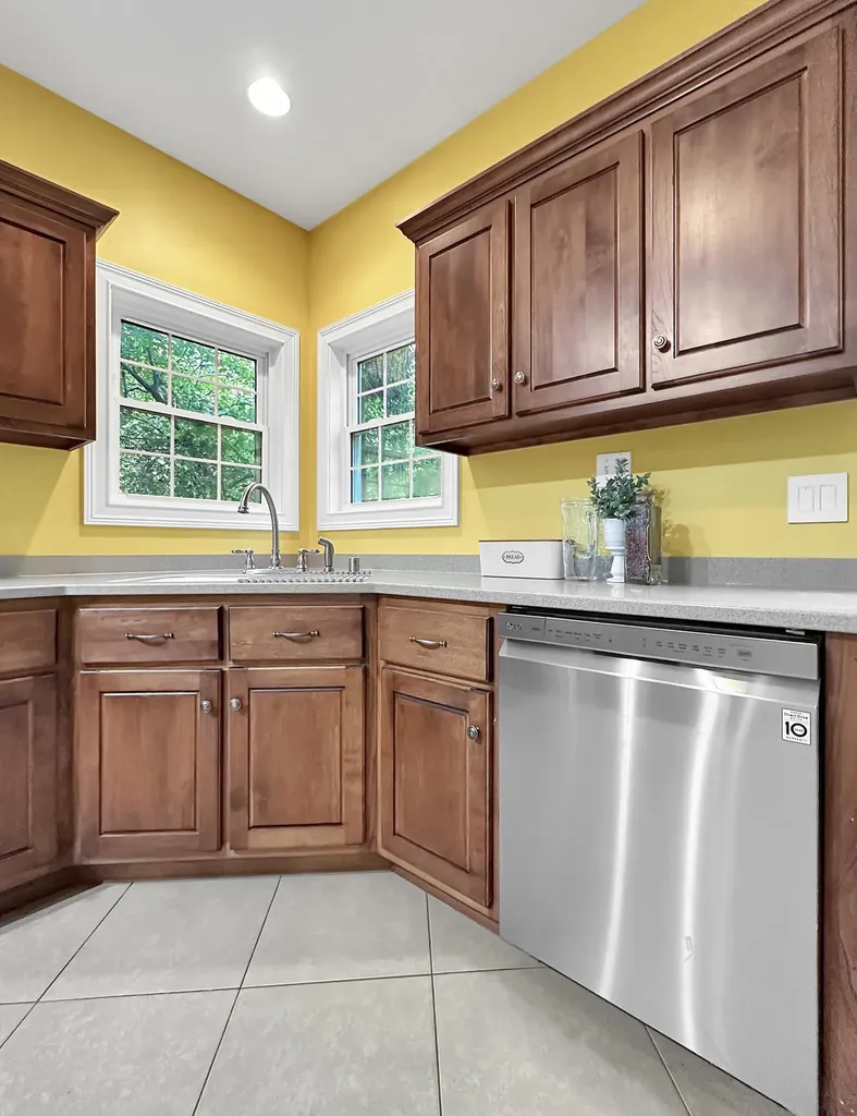 300 N 8th Street Murray KY 42071