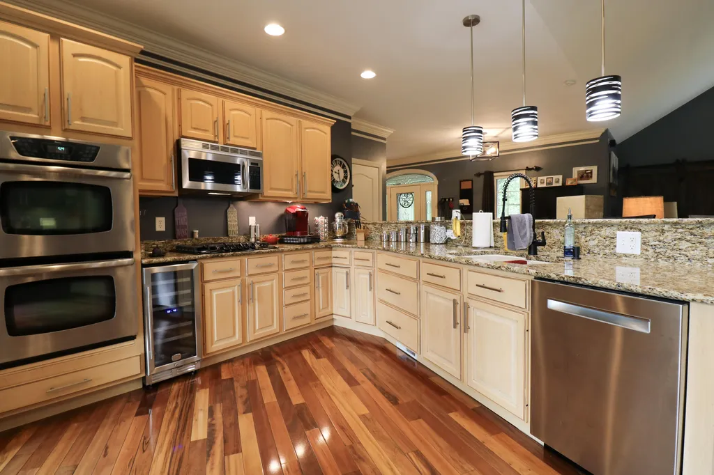 161 Lakeside Drive Paducah KY 42003