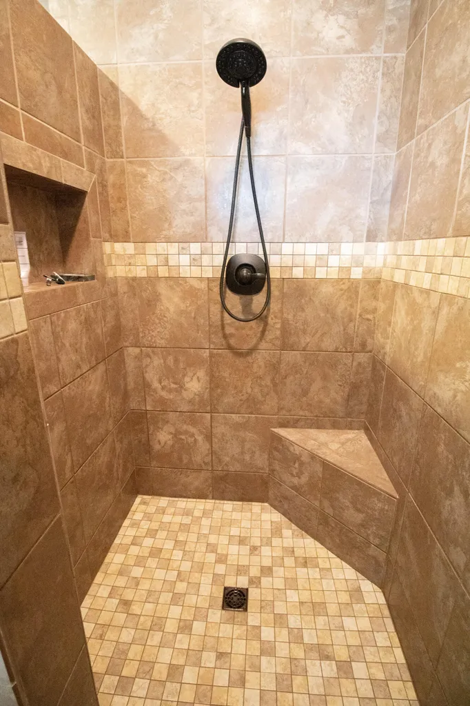 161 Lakeside Drive Paducah KY 42003